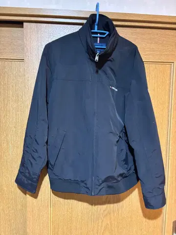 TOMMY HILFIGER 나일론 자켓 블랙