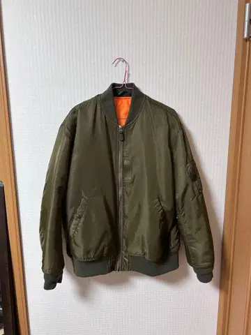 GU MA-1 플라이트 자켓 올리브 그린