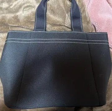 질스튜어트 프릴 토트백 블랙