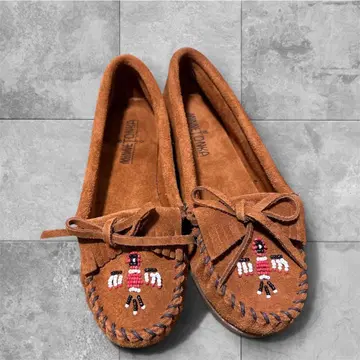 미네통카 비즈 모카신