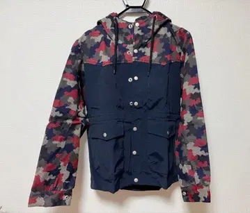 카모 패턴 후드 부착 자켓