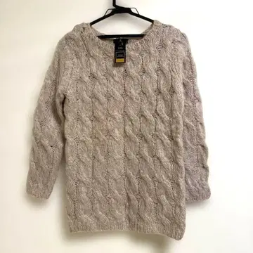 새상품 INED 이네드 핑크 케이블 짜임 모헤어 긴팔 니트 스웨터