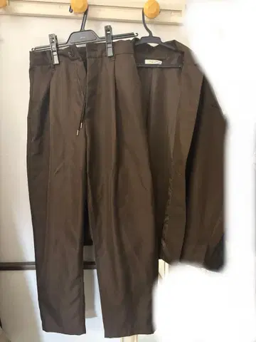 [ 새상품급 ] FREAKS STORE 우먼 셋업