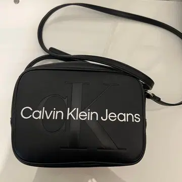 캘빈 클라인 진스 숄더백 블랙