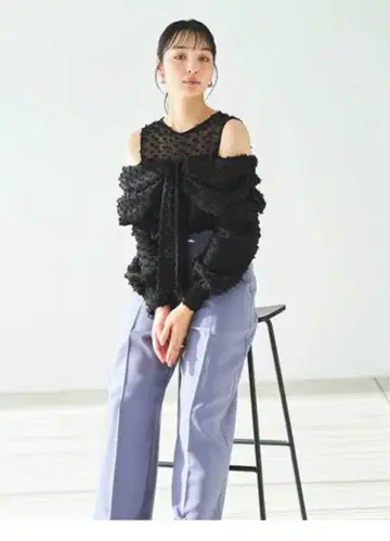 SNIDEL 스나이델 리본 모티브 블라우스 블랙 새상품급