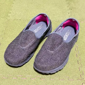 SKECHERS 스케쳐스 슬립온 그레이