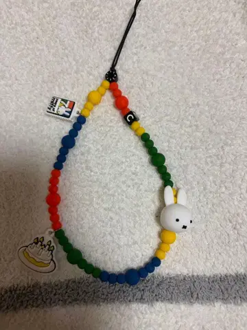 케이스티파이 Birthday Miffy Phone Charm