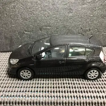 도요타 Aqua 블랙 미니카 약 1/43 스케일