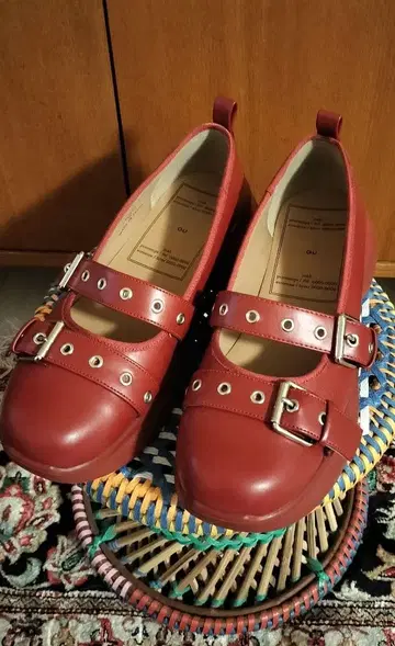 GU 록 멜리 제인 빨간색 새상품급