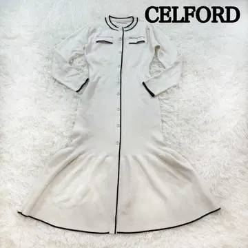 CELFORD 머메이드 실루엣 니트 원피스 화이트 롱 원피스