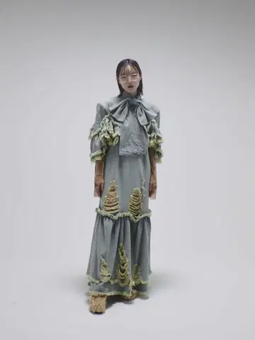 Neith. Huge Ribbon 데미지 가공 데님 원피스