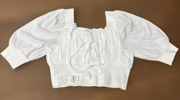 화이트 퍼프 슬리브 크롭 셔츠