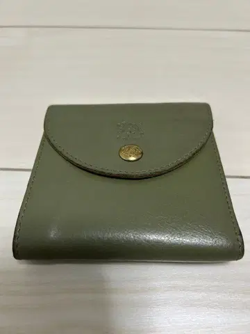 일비종떼 올리브 그린 가죽 3단 폴더형 지갑