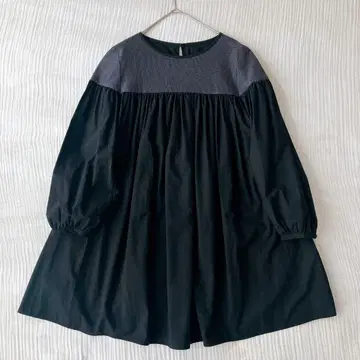 유틸리티 레이스 개더 튜닉 블라우스 블랙 일본제