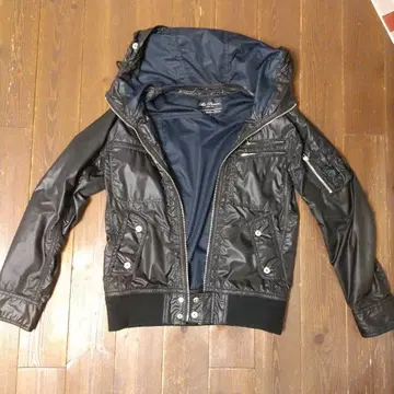 빔즈 블랙 나일론 자켓 후드 부착