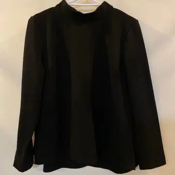 피노레 하이넥 긴팔 셔츠