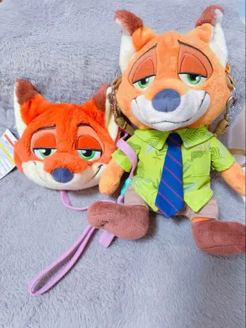 [ 가격 인하 ] 주토피아 닉 숄더백 코인 케이스 봉제 인형