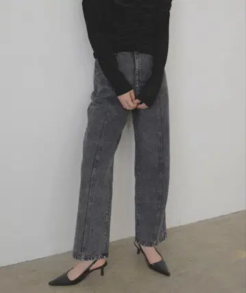 LIAN 센터라인 스트레이트 데님 팬츠