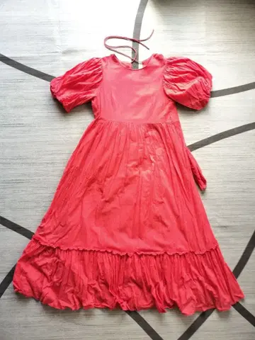 빨간색 프릴 달린 롱 원피스 사이즈 F