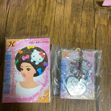 오샤레마녀 러브 and 베리 헬로키티 시크릿 참 & 카드