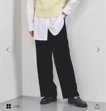 유나이티드 애로우즈 벨벳 이지 팬츠 블랙