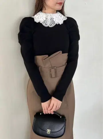 snidel 자수 칼라 니트 풀오버 블랙