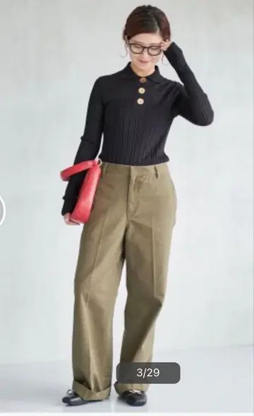 새상품급 Spick & Span 빅 버튼 러시아 니트