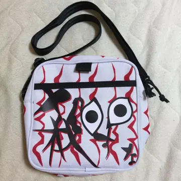 뉴에라 오카모토 타로 숄더 파우치