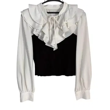 [ 24시간 이내 발송, 새상품급 ] LILLIAN CARAT 상의