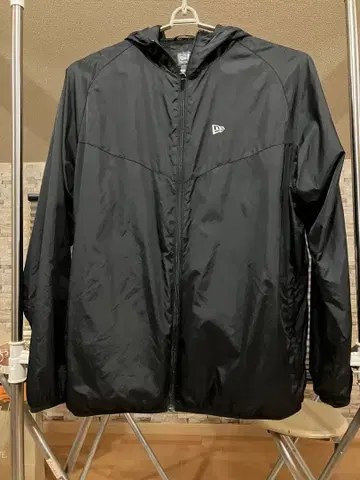 뉴에라 나일론 후드티