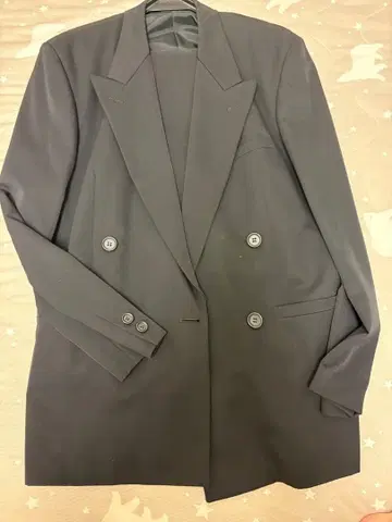 LAUTREAMONT MEN 블랙 슈트 L 사이즈