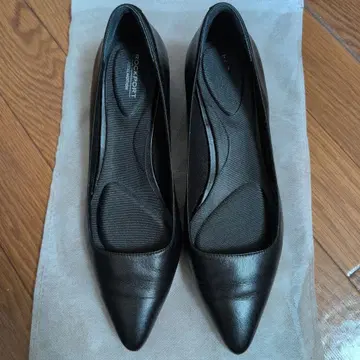 ROCKPORT HYDRO-SHIELD 펌프스 24cm