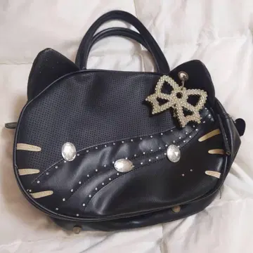 헬로키티 백 헤더렛 콜라보