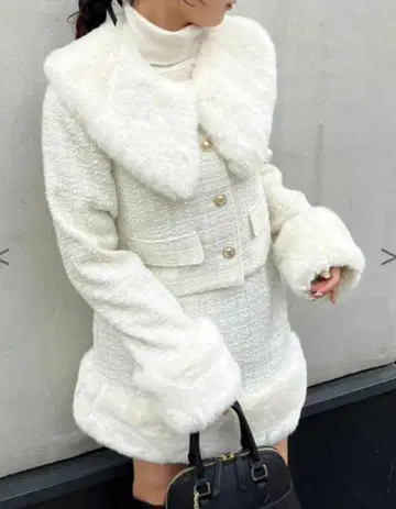 NICE CLAUP 셋업 가능/인조 모피 포함 트위드 미니 스커트