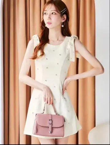 JEWEL 쥬얼스 리본 포함 비즈 장식 미니 드레스