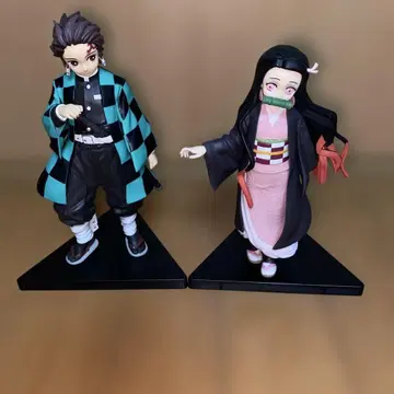 귀멸의 칼날 탄지로와 네즈코 형제자매의 인연 피규어