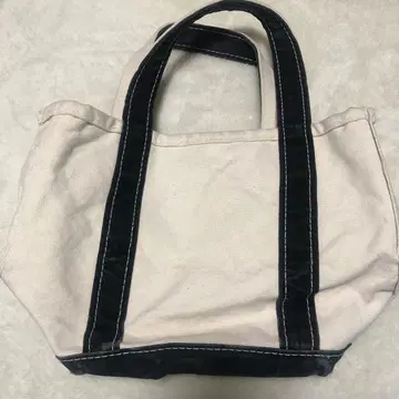 라빠르망 l'appartement 토트