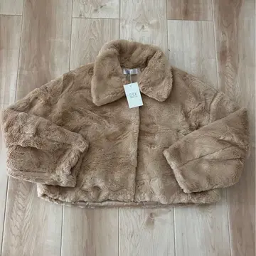 새상품 택 포함 퍼 보아 자켓 카멜 숏 기장