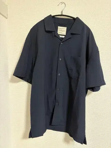 ikka XL 블랙 반팔 셔츠