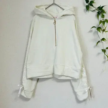 고품질 BYE BYE 화이트 크롭 기장 풀 지퍼 후드티 리본 포함