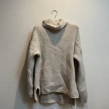 울 캐시미어 혼방 터틀넥 스웨터 사이즈 1