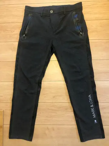 MARK & LONA 절개 디자인 팬츠 카모플라쥬 사이즈 50