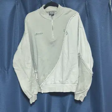 계속 한밤중이면 좋을 텐데 하프 지퍼 그레이 M