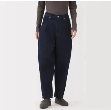 무인양품 나무 열매에서 만든 카폭 혼방 데님 배럴 팬츠