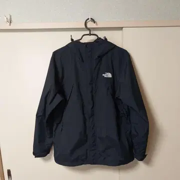 더 노스페이스 스쿱JKT 블랙 사이즈M