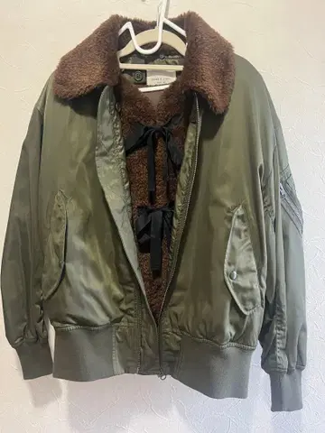 올리브 MA-1 플라이트 자켓 보아 옷깃 라이너 포함