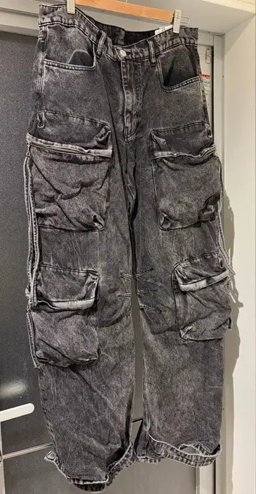 ZARA 블랙 카고 팬츠