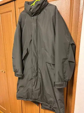 [ 새상품급 ] 모스그린 모즈 코트 XL 사이즈