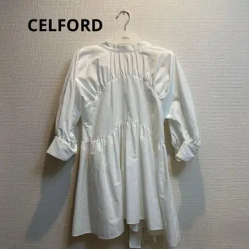CELFORD 화이트 리본 포함 블라우스