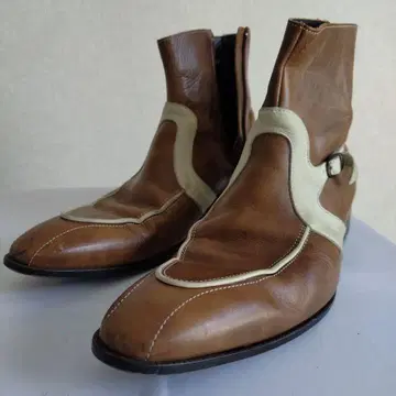 TORNADO MART (토네이도 마트) 가죽 부츠